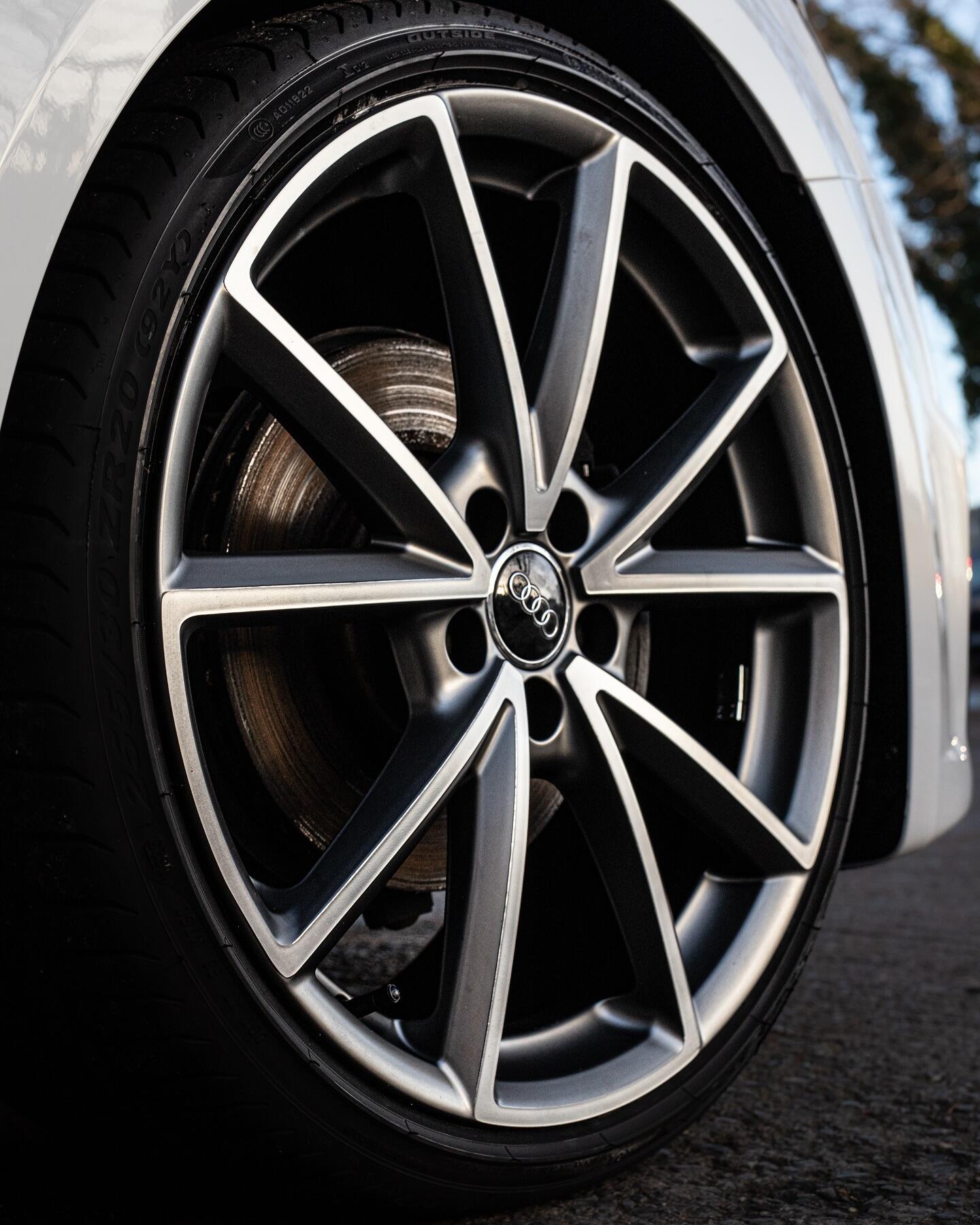 Diamond cut alloy wheel repair showing CNC lathe machined finish on Audi wheel — South West Alloys Exeter